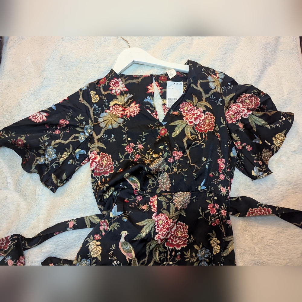 H&M Bird and floral jumpsuit sz 6
